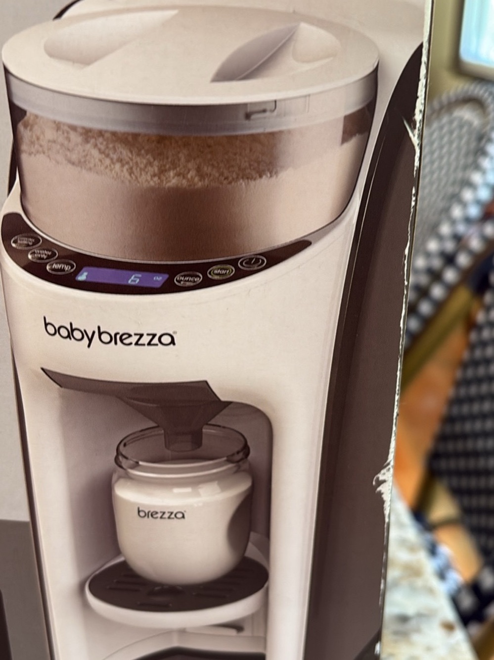 Baby Brezza Formula Pro Advanced Automatic Formula Dispenser - White - Picture 2 of 4